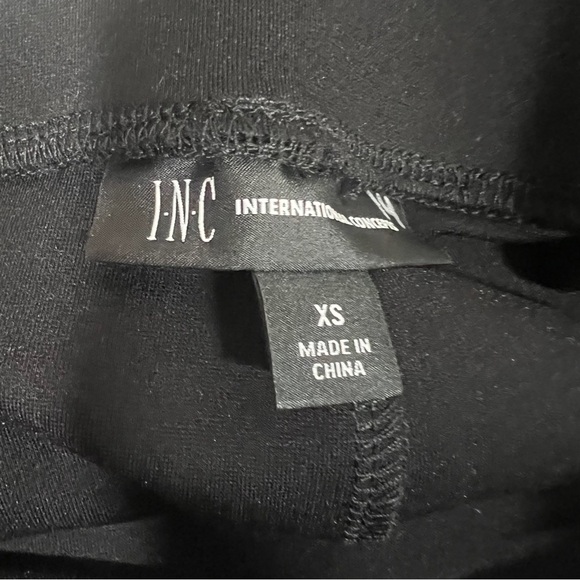 NWT INC Curvy 'Core Fashion' Mid-rise Black Pencil Skirt - Size XS - Picture 7 of 9